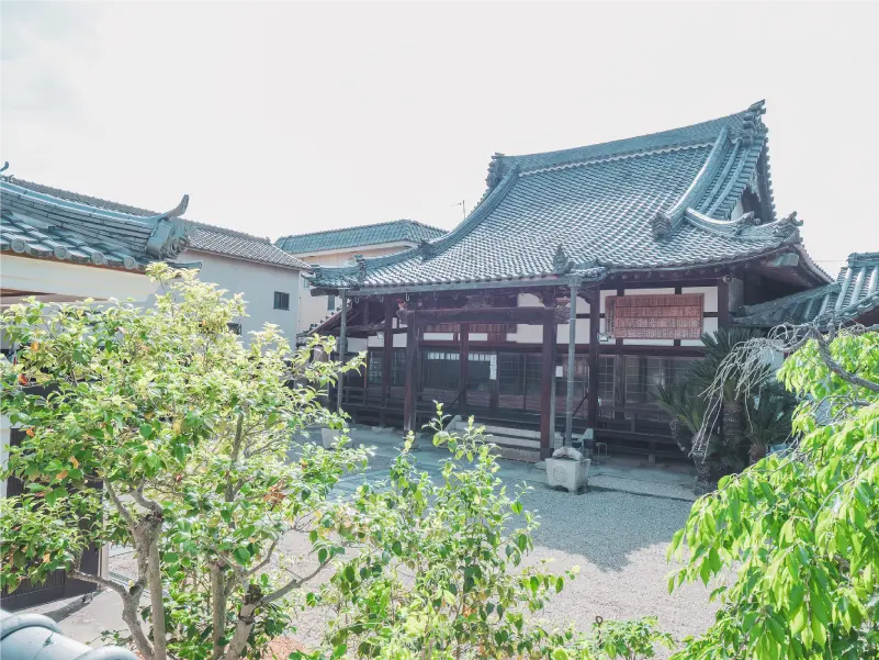 来法寺外観